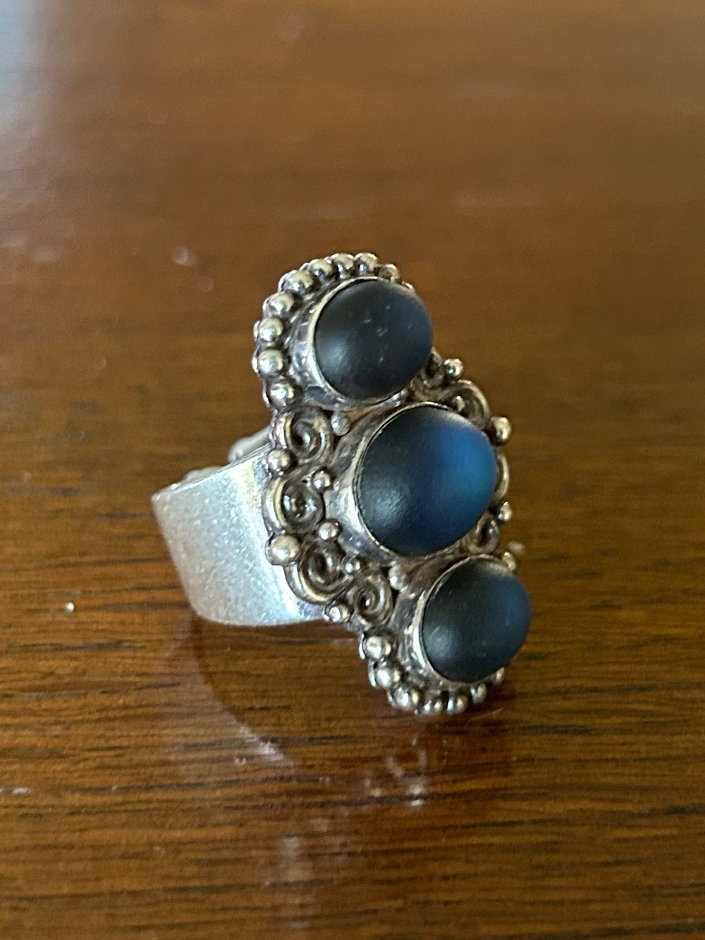 Sajen Sterling Silver & Blue Triple Stone Adjustable Ring - Picture 4 of 5